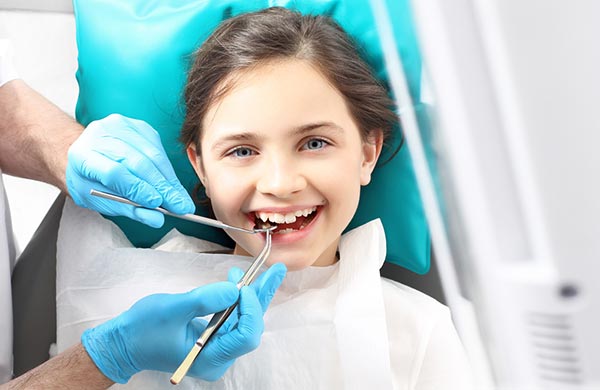 How To Find the Right Family Dentist Near You